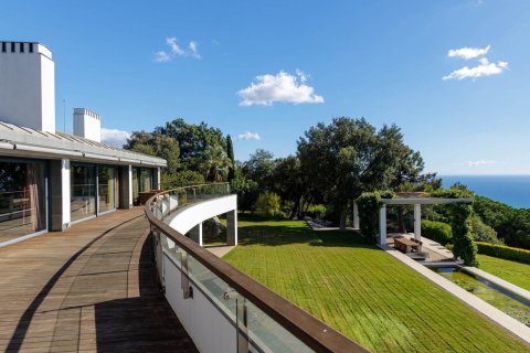 Сasa de 6 dormitorios en venta en Sant Andreu de Llavaneres, Barcelona, Cataluña, Spain № 1368 - foto 26