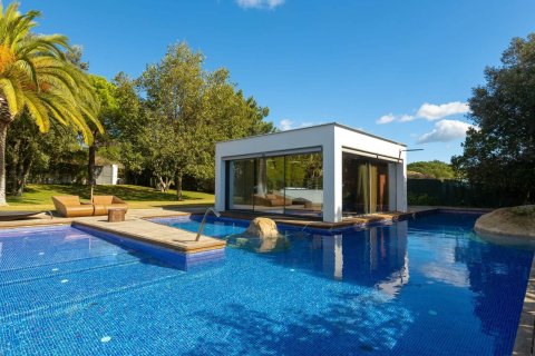 Сasa de 6 dormitorios en venta en Sant Andreu de Llavaneres, Barcelona, Cataluña, Spain № 1368 - foto 5