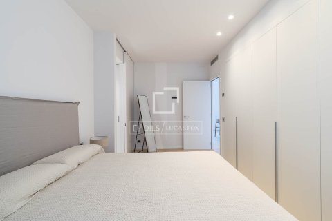 Apartamento de 2 dormitorios en venta en Barcelona, Cataluña, Spain № 7074 - foto 2