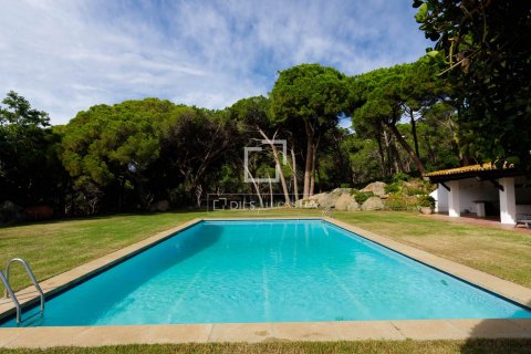 Villa de 14 dormitorios en venta en Sant Andreu de Llavaneres, Barcelona, Cataluña, Spain № 7073 - foto 29