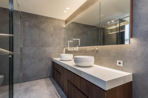 Ático de 5 dormitorios en venta en Barcelona, Cataluña, Spain № 7072 - foto 12