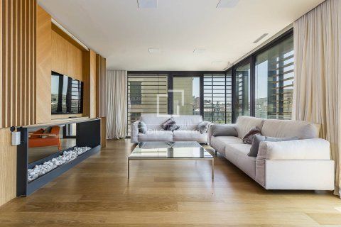 Ático de 5 dormitorios en venta en Barcelona, Cataluña, Spain № 7072 - foto 26
