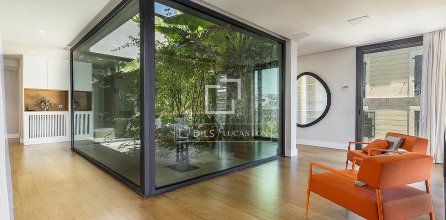 Ático de 5 dormitorios en venta en Barcelona, Cataluña, Spain № 7072