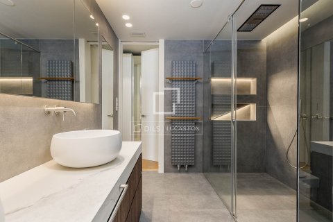 Ático de 5 dormitorios en venta en Barcelona, Cataluña, Spain № 7072 - foto 10