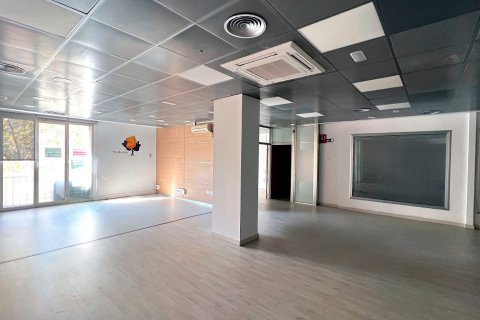 Propiedad comercial de 322 m² en venta en Eixample, Barcelona, Cataluña, Spain № 1130