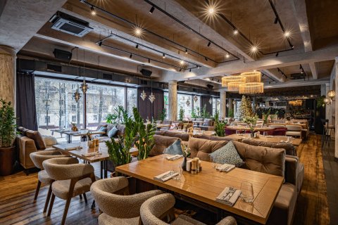 Propiedad comercial de 306 m² en venta en Eixample, Barcelona, Cataluña, Spain № 1135 - foto 2