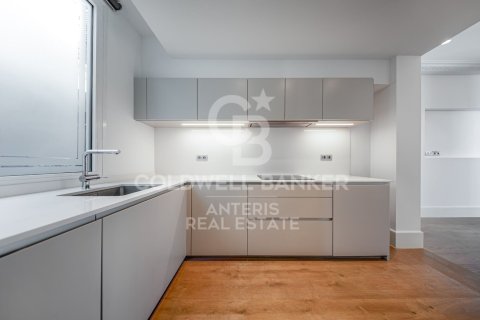 2 bedrooms penthouse for sale in Barcelona, Catalonia, Spain № 7985 - photo 23