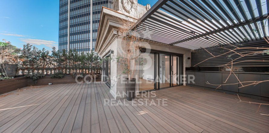 2 bedrooms penthouse for sale in Barcelona, Catalonia, Spain № 7985