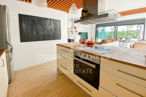 Сasa de 3 dormitorios en venta en L'Escala, Gerona, Cataluña, Spain № 7986 - foto 18