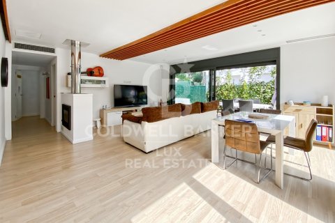 Сasa de 3 dormitorios en venta en L'Escala, Gerona, Cataluña, Spain № 7986 - foto 3