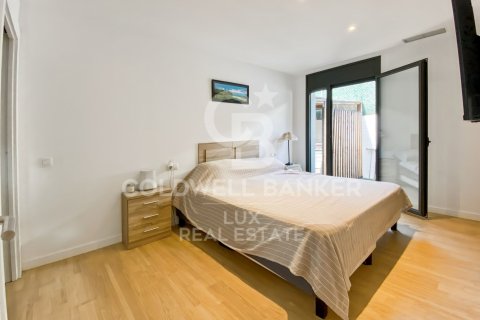 Сasa de 3 dormitorios en venta en L'Escala, Gerona, Cataluña, Spain № 7986 - foto 21