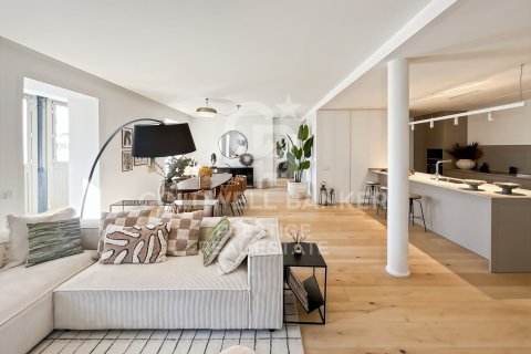 Купить квартиру в Барселона, Испания с 2 спальни, 146м², № 7990 - фото 5