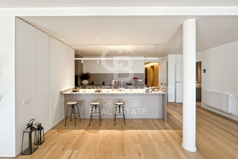 Купить квартиру в Барселона, Испания с 2 спальни, 146м², № 7990 - фото 3