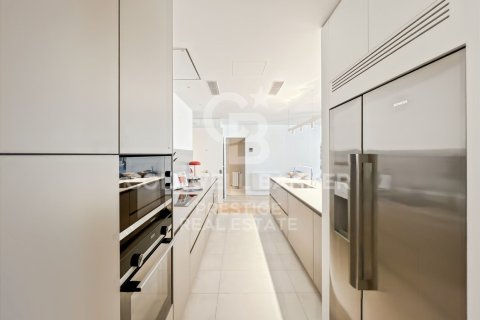 Купить квартиру в Барселона, Испания с 2 спальни, 146м², № 7990 - фото 8