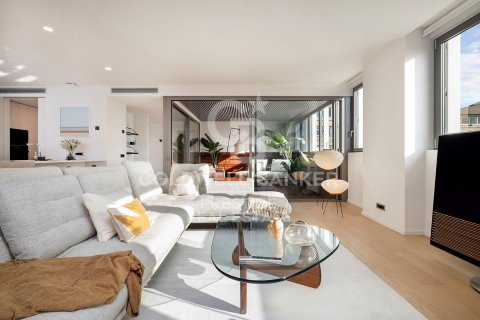 Купить квартиру в Барселона, Испания с 4 спальни, 185м², № 7987 - фото 3