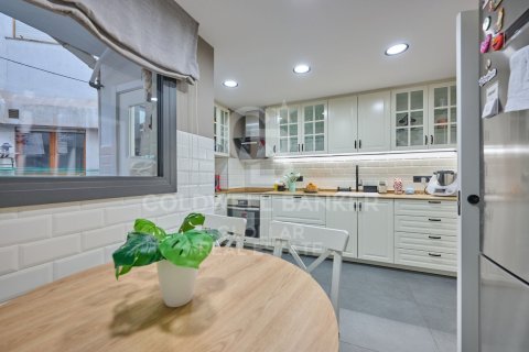 Apartamento de 5 dormitorios en venta en Gerona, Cataluña, Spain № 7988 - foto 9