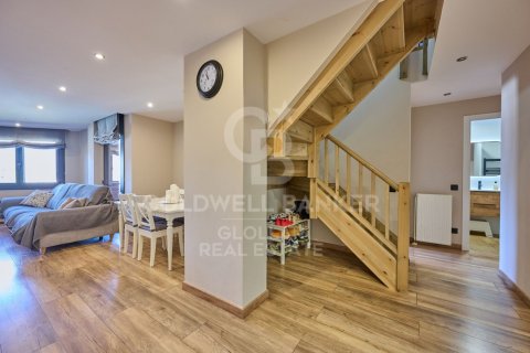 Apartamento de 5 dormitorios en venta en Gerona, Cataluña, Spain № 7988 - foto 8