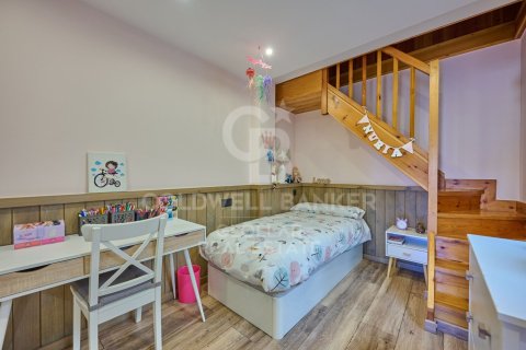 Apartamento de 5 dormitorios en venta en Gerona, Cataluña, Spain № 7988 - foto 18
