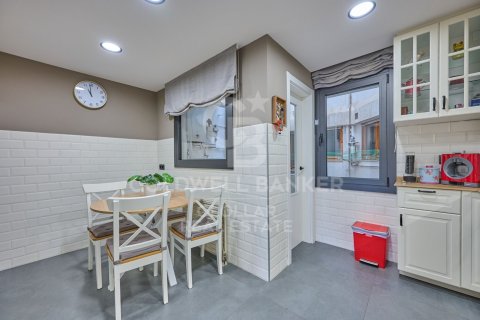 Apartamento de 5 dormitorios en venta en Gerona, Cataluña, Spain № 7988 - foto 11