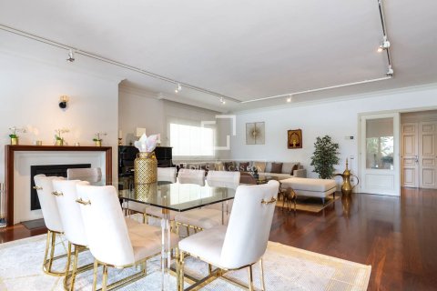 Villa de 3 dormitorios en venta en Sant Just Desvern, Barcelona, Cataluña, Spain № 7158 - foto 18