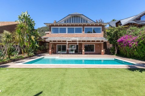 Villa de 3 dormitorios en venta en Sant Just Desvern, Barcelona, Cataluña, Spain № 7158