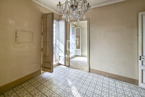 Купить квартиру в Барселона, Испания с 4 спальни, 156м², № 7156 - фото 3