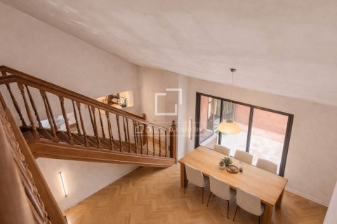 Ático de 3 dormitorios en venta en Barcelona, Cataluña, Spain № 3982 - foto 29