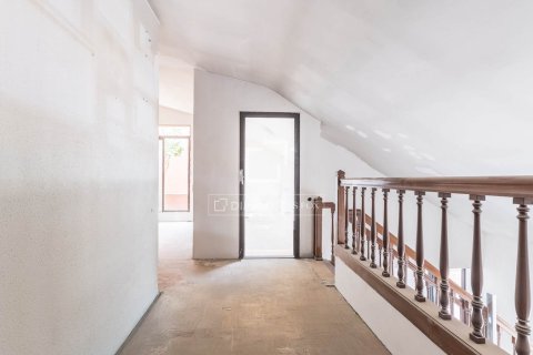 Ático de 3 dormitorios en venta en Barcelona, Cataluña, Spain № 3982 - foto 28