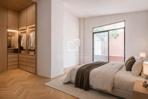 Ático de 3 dormitorios en venta en Barcelona, Cataluña, Spain № 3982 - foto 19