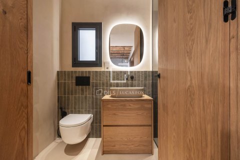 Apartamento de 3 dormitorios en venta en Barcelona, Cataluña, Spain № 3980 - foto 23