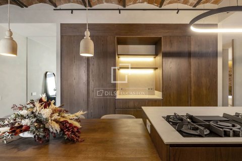 Apartamento de 3 dormitorios en venta en Barcelona, Cataluña, Spain № 3980 - foto 21