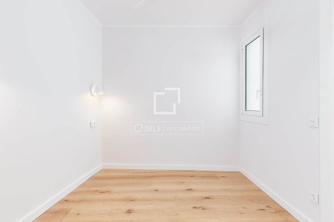 2 bedrooms apartment for sale in Barcelona, Catalonia, Spain № 3977 - photo 8