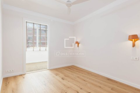 2 bedrooms apartment for sale in Barcelona, Catalonia, Spain № 3977 - photo 19