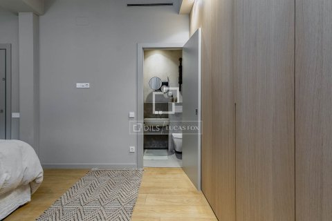 3 bedrooms apartment for sale in Barcelona, Catalonia, Spain № 3979 - photo 13