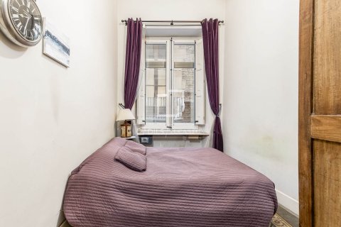 Apartamento de 2 dormitorios en venta en Barcelona, Cataluña, Spain № 3983 - foto 22