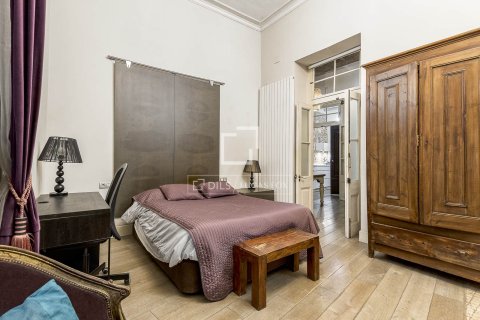 Apartamento de 2 dormitorios en venta en Barcelona, Cataluña, Spain № 3983 - foto 16