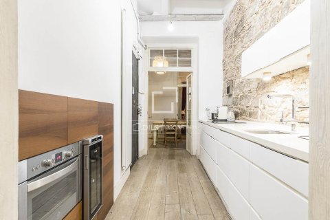 Apartamento de 2 dormitorios en venta en Barcelona, Cataluña, Spain № 3983 - foto 12