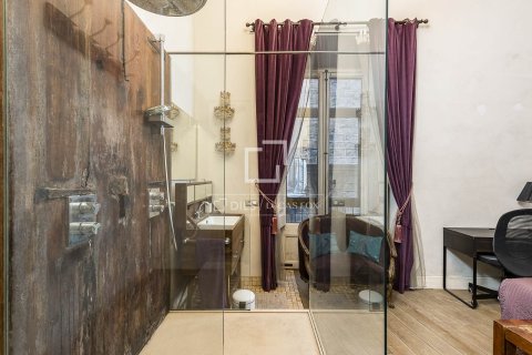 Apartamento de 2 dormitorios en venta en Barcelona, Cataluña, Spain № 3983 - foto 20