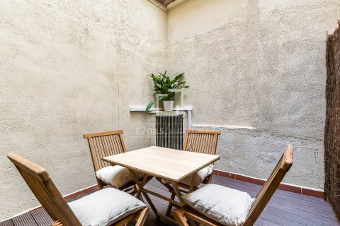 Apartamento de 2 dormitorios en venta en Barcelona, Cataluña, Spain № 3983 - foto 30