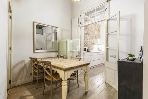 Apartamento de 2 dormitorios en venta en Barcelona, Cataluña, Spain № 3983