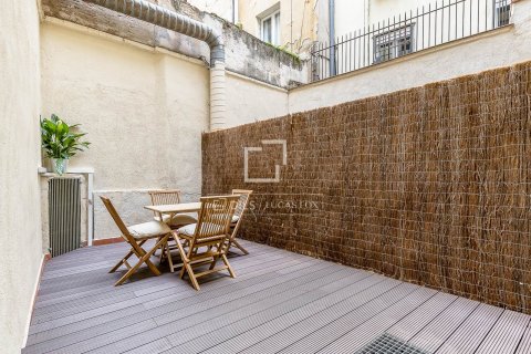 Apartamento de 2 dormitorios en venta en Barcelona, Cataluña, Spain № 3983 - foto 29