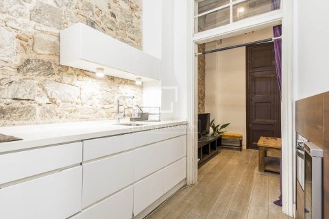 Apartamento de 2 dormitorios en venta en Barcelona, Cataluña, Spain № 3983 - foto 13