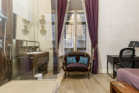 Apartamento de 2 dormitorios en venta en Barcelona, Cataluña, Spain № 3983 - foto 18