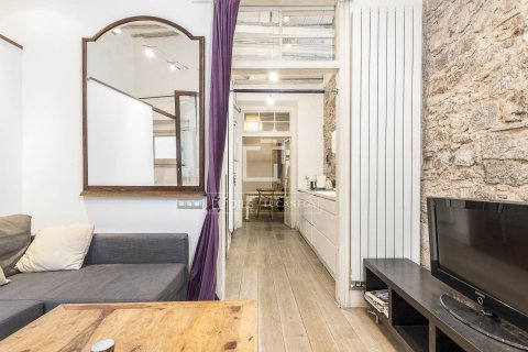 Apartamento de 2 dormitorios en venta en Barcelona, Cataluña, Spain № 3983 - foto 7