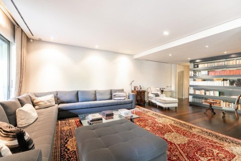 6 bedrooms apartment for sale in Barcelona, Catalonia, Spain № 1537 - photo 22