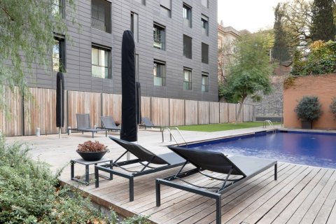 Apartamento de 6 dormitorios en venta en Barcelona, Cataluña, Spain № 1539 - foto 25