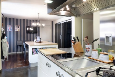 Apartamento de 6 dormitorios en venta en Barcelona, Cataluña, Spain № 1539 - foto 13