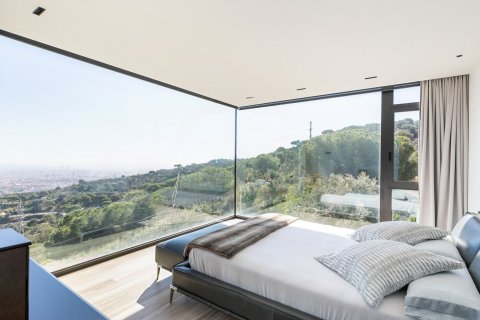 Сasa de 5 dormitorios en venta en Barcelona, Cataluña, Spain № 1541 - foto 11
