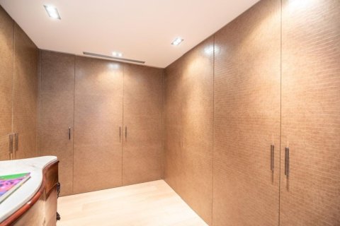 5 bedrooms apartment for sale in Barcelona, Catalonia, Spain № 1536 - photo 11