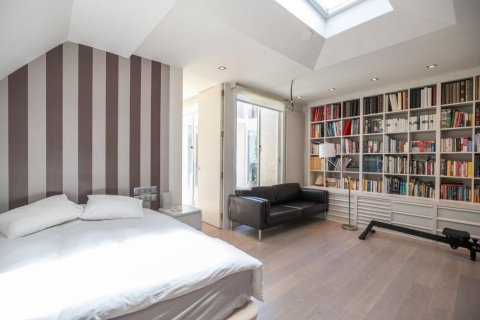 5 bedrooms apartment for sale in Barcelona, Catalonia, Spain № 1536 - photo 14